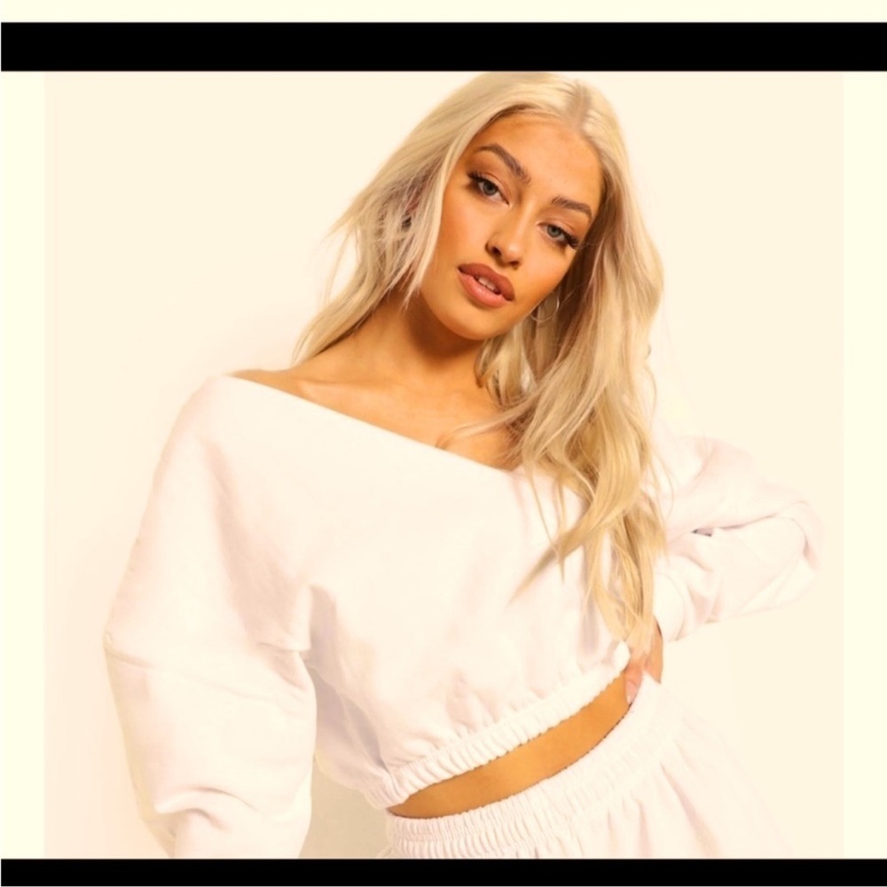 Boohoo Crop V Neck Sweatshirt